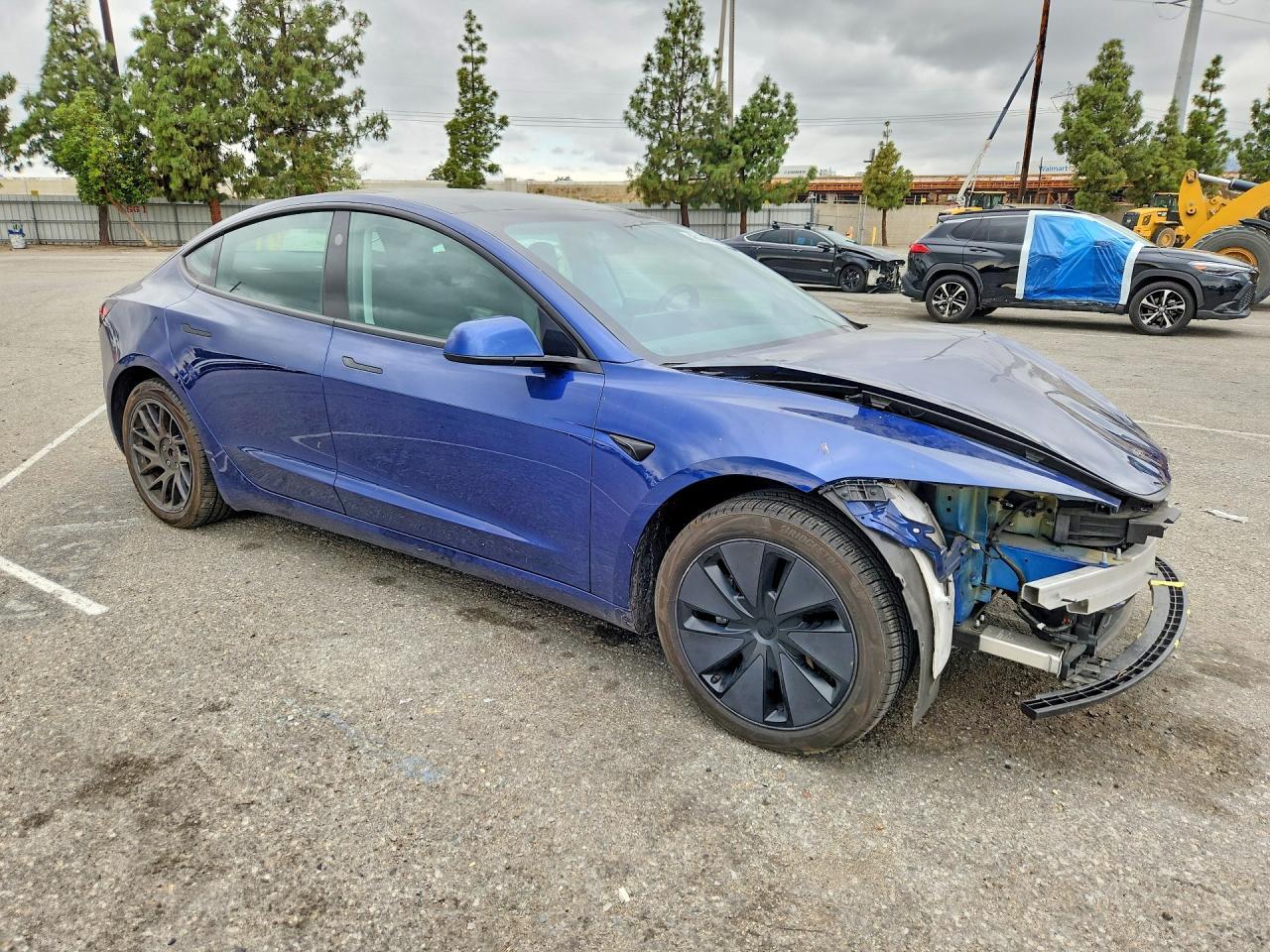 2024 Tesla Model 3 - Image 4