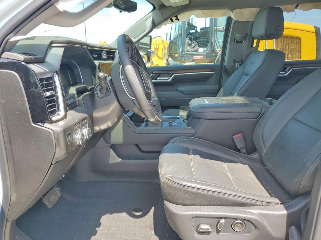 2026 GMC Sierra K3500 Denali - Фото 7