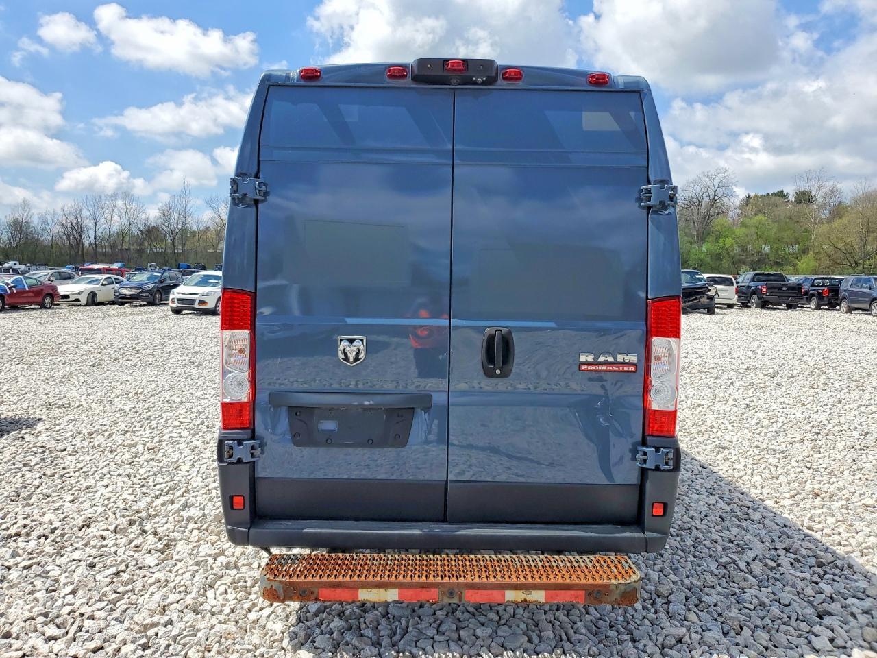 2020 Ram Promaster 3500 Delivery Van - Фото 6