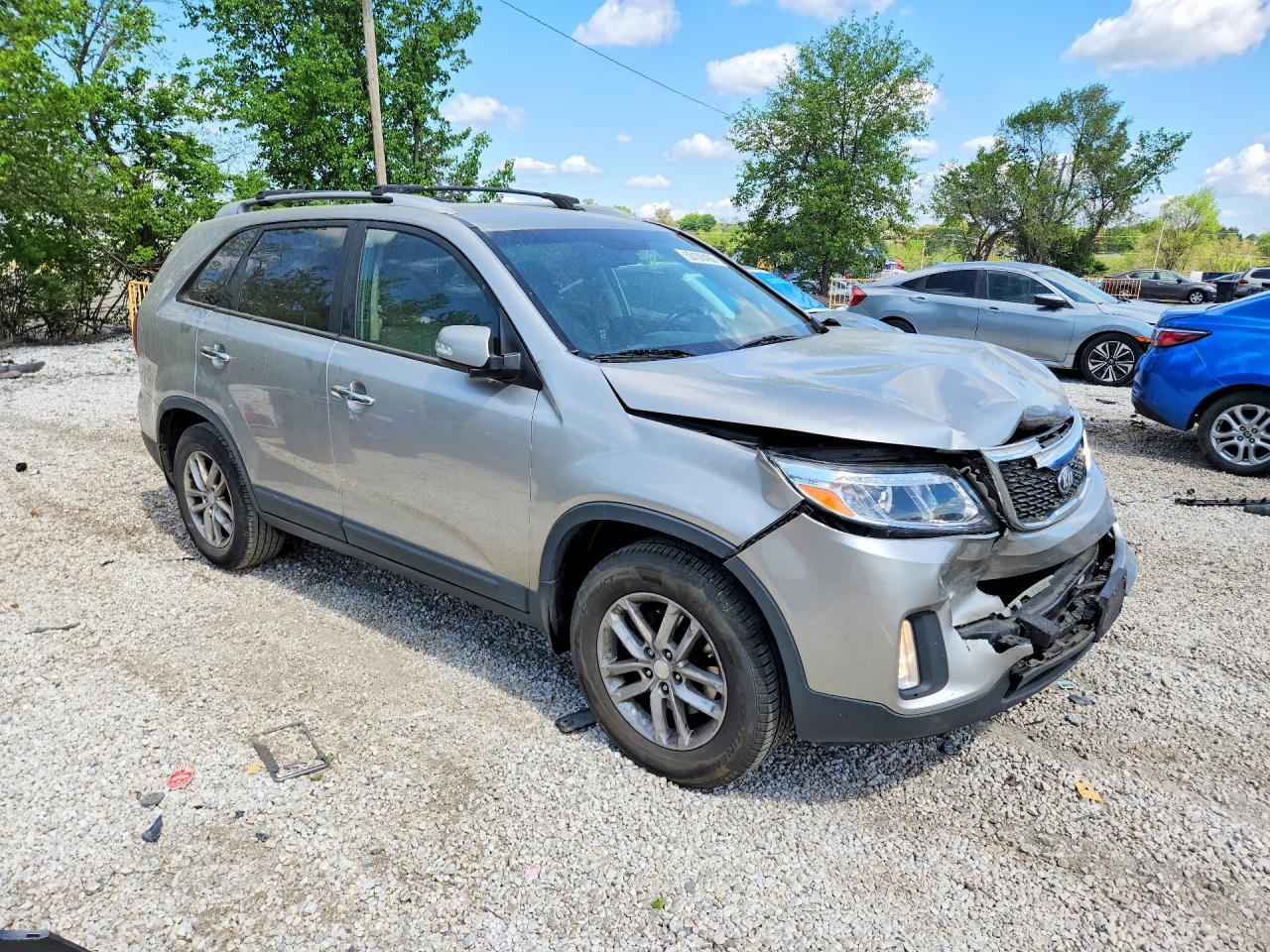 2014 Kia Sorento Lx - Image 4