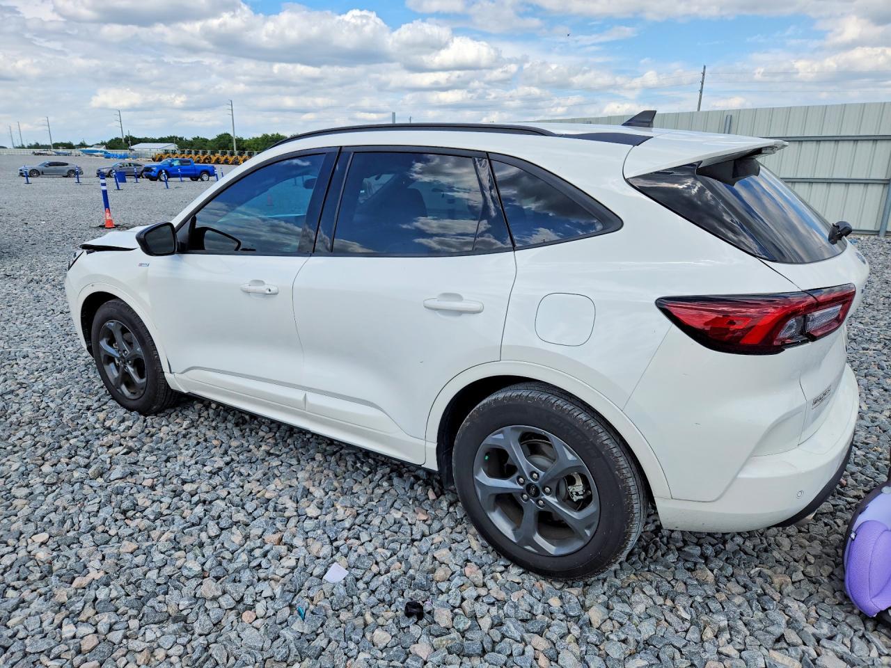 2024 Ford Escape St Line - Фото 2