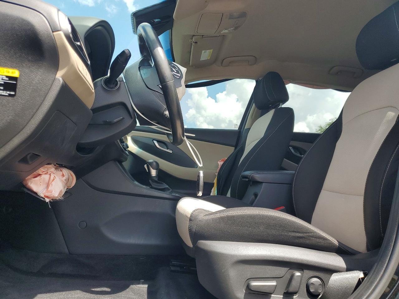 2018 Hyundai Elantra Gt Base - Фото 7