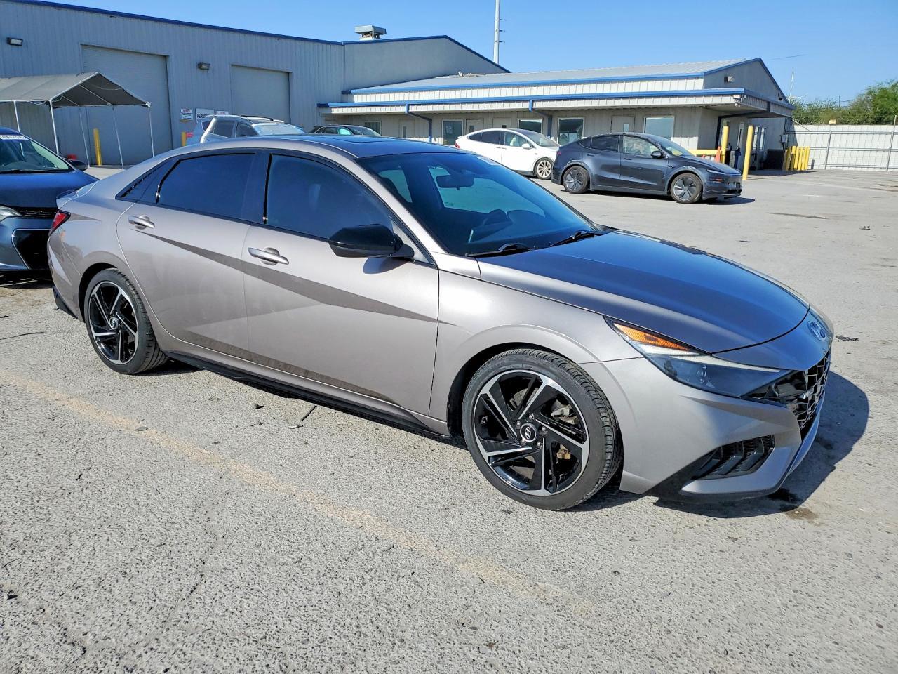 2022 Hyundai Elantra N Line - Фото 4