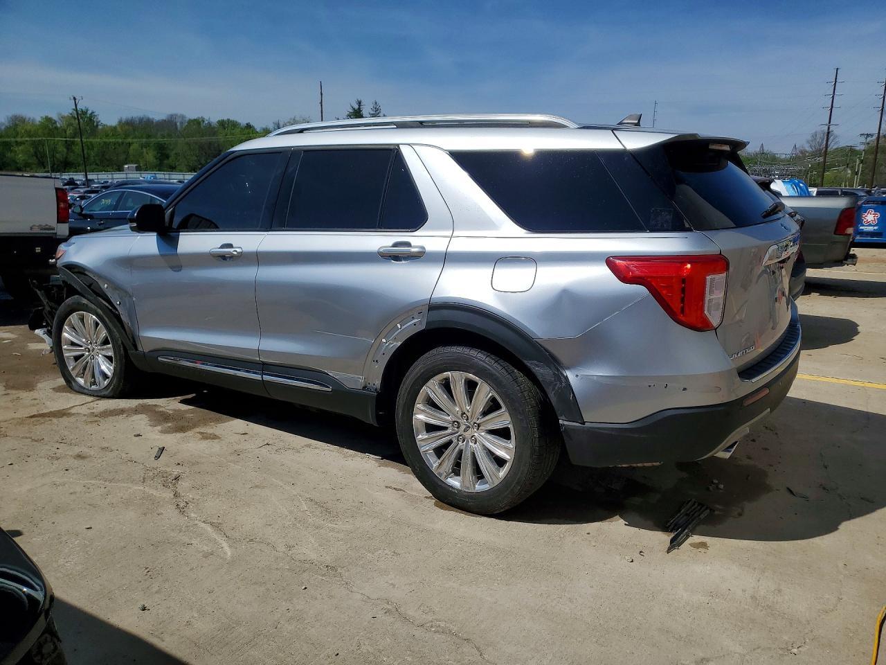 2022 Ford Explorer Limited - Image 2
