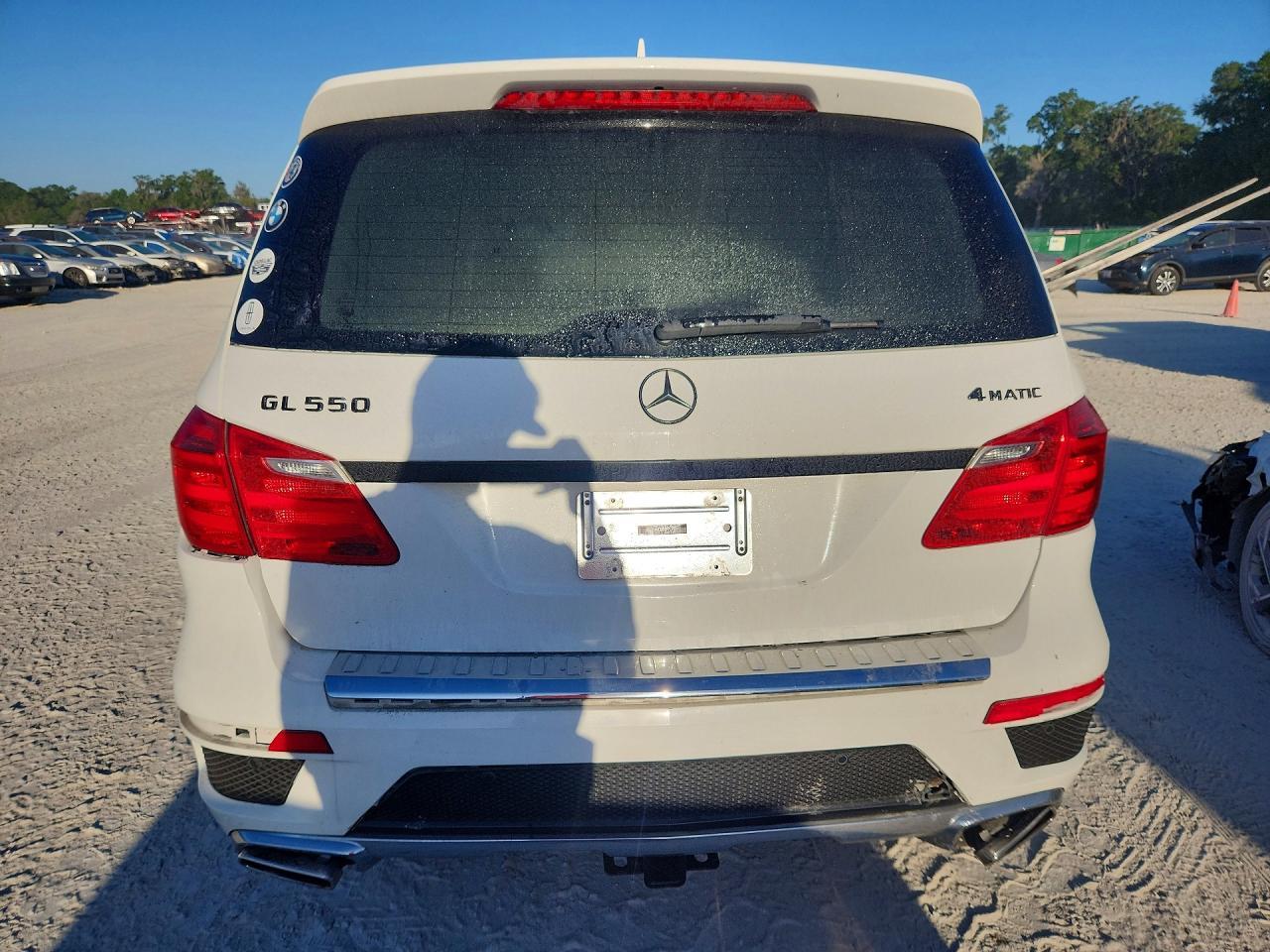 2015 Mercedes-Benz Gl 550 4Matic - Image 6