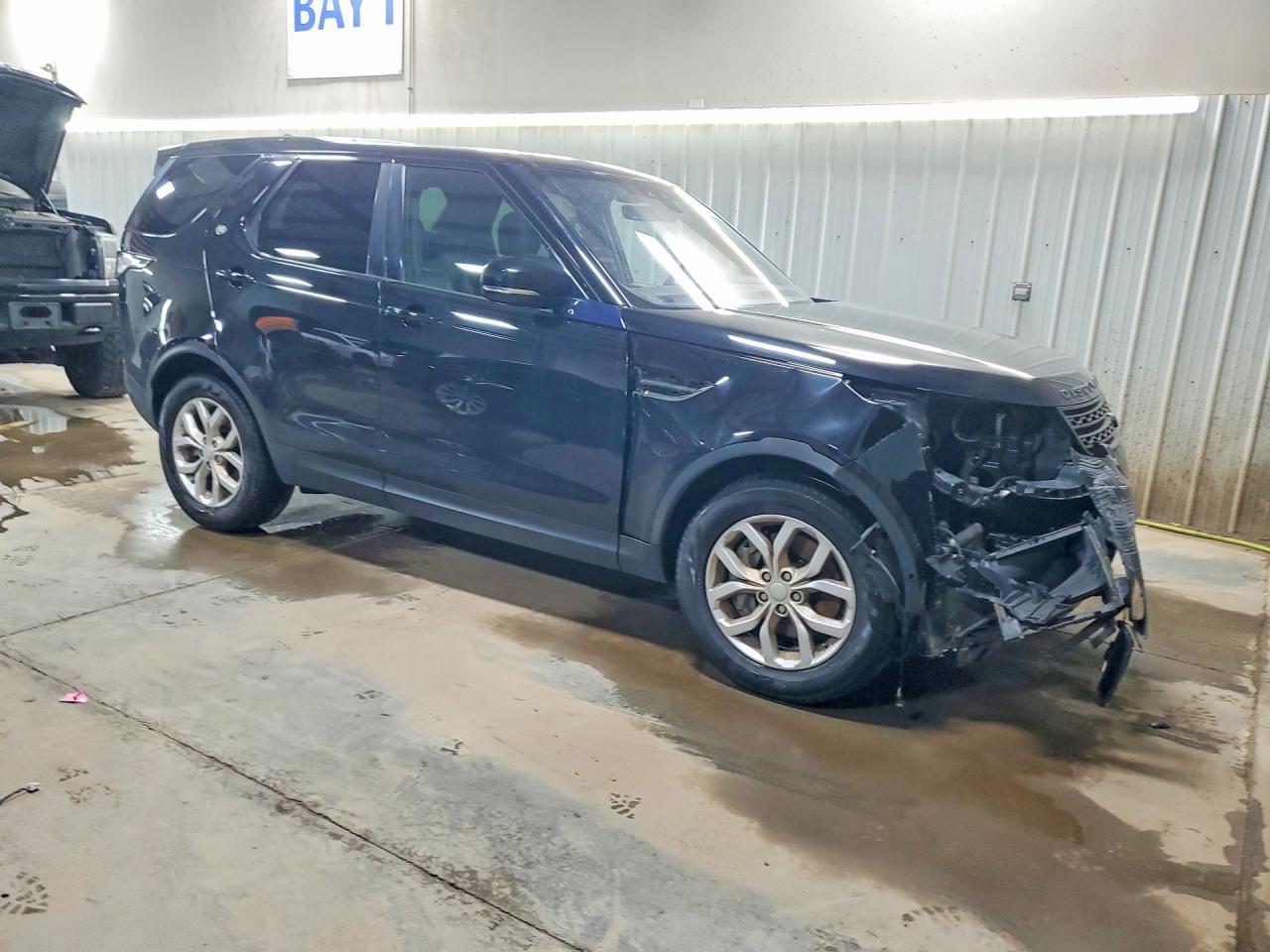 2020 Land Rover Discovery Se - Image 4