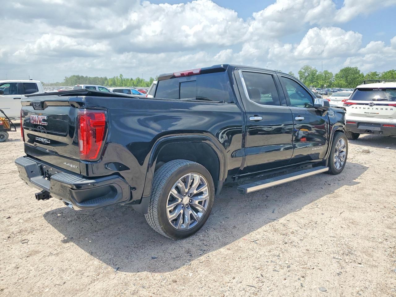 2024 GMC Sierra K1500 Denali - Image 3