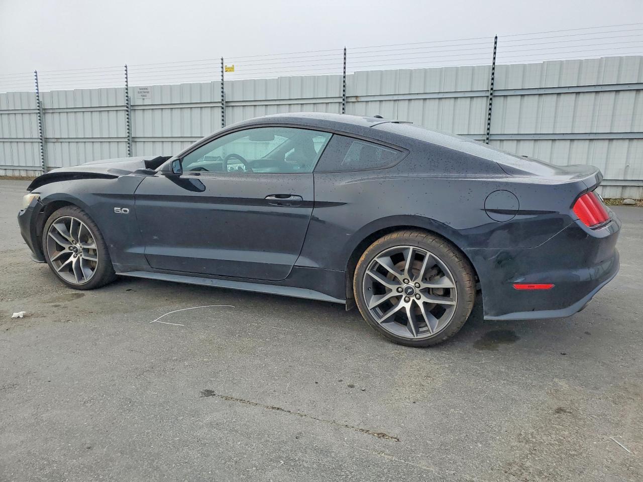 2015 Ford Mustang Gt - Фото 2