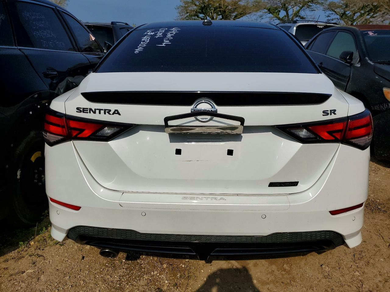 2023 Nissan Sentra Sr - Image 6