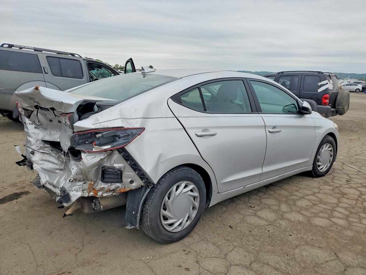 2017 Hyundai Elantra Se - Фото 3