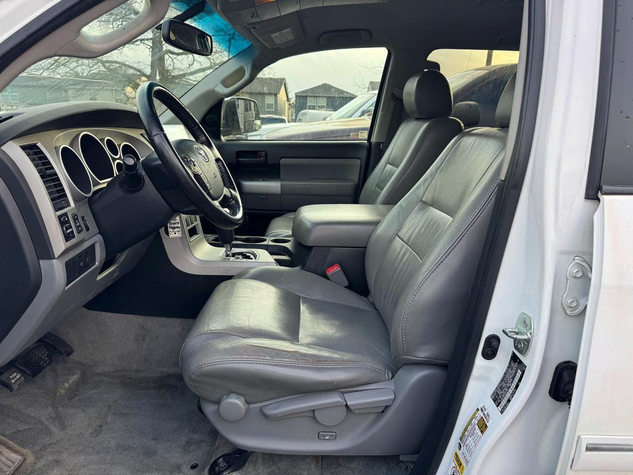 2008 Toyota Sequoia Sr5 - Image 5