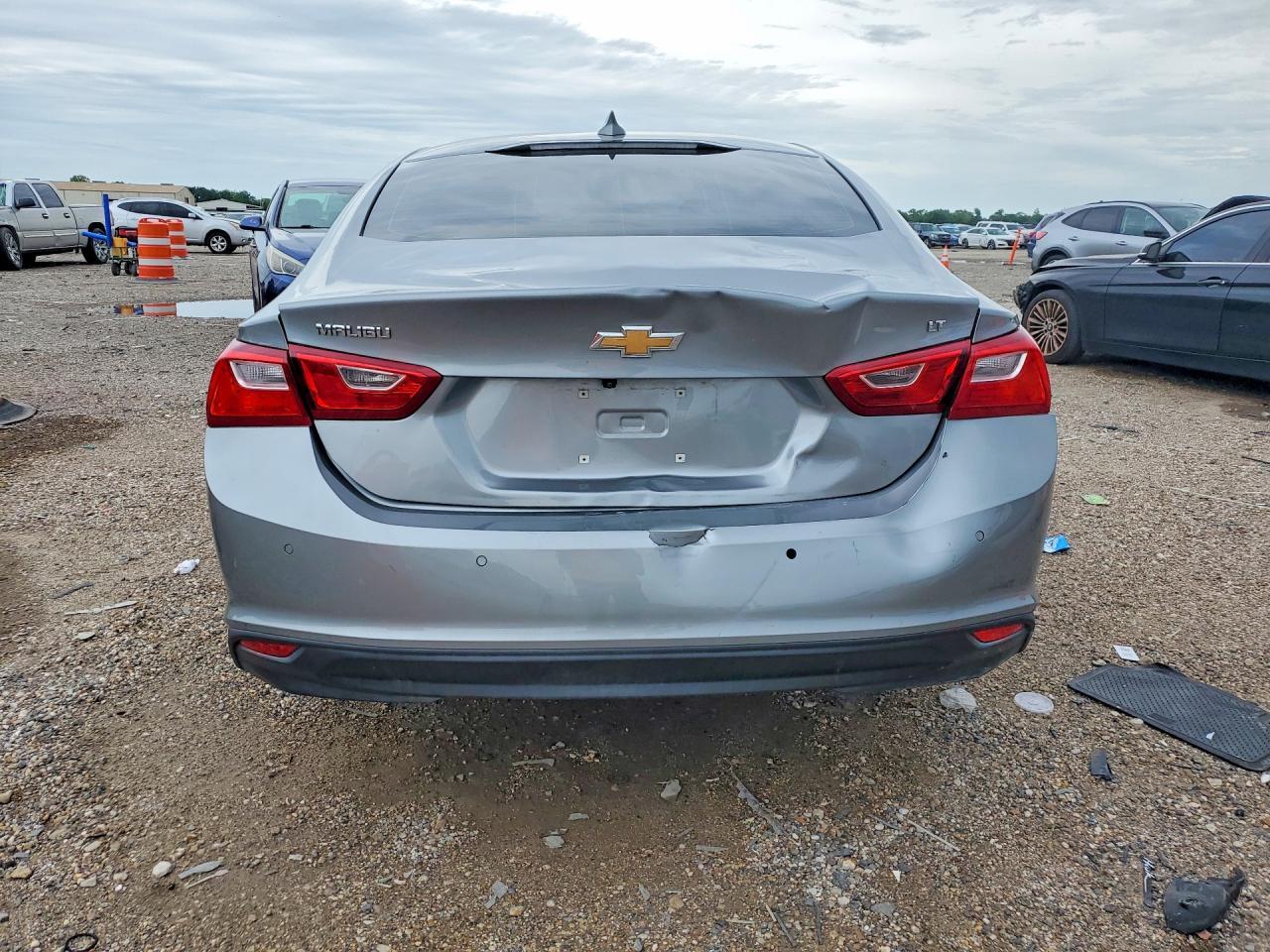 2024 Chev Malibu - Фото 6