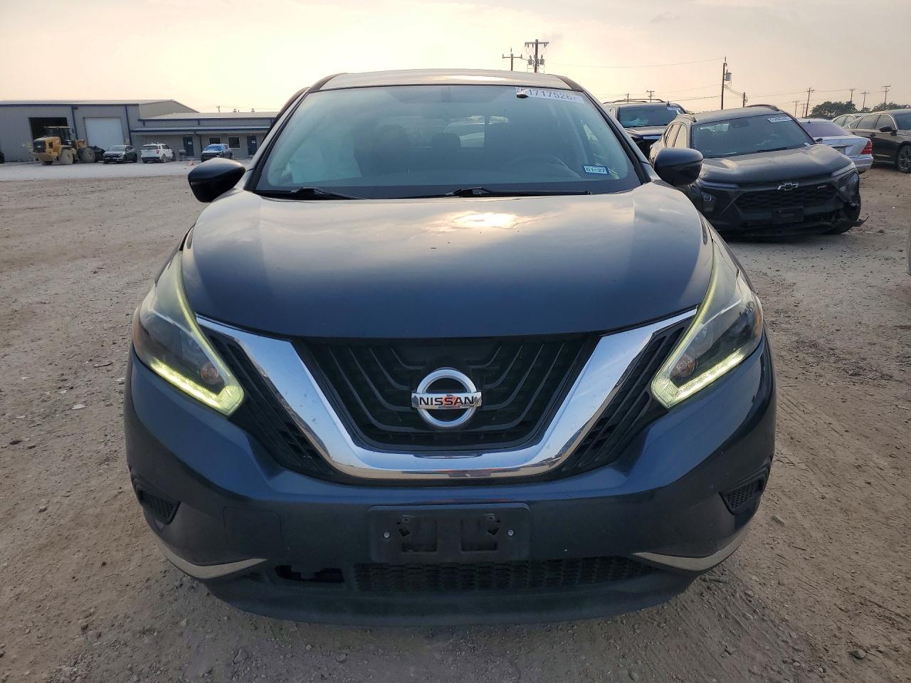 2018 Nissan Murano S - Image 5