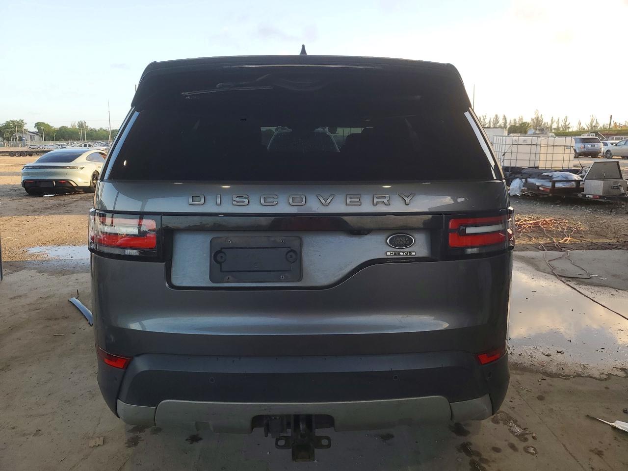2017 Land Rover Discovery Hse - Image 6