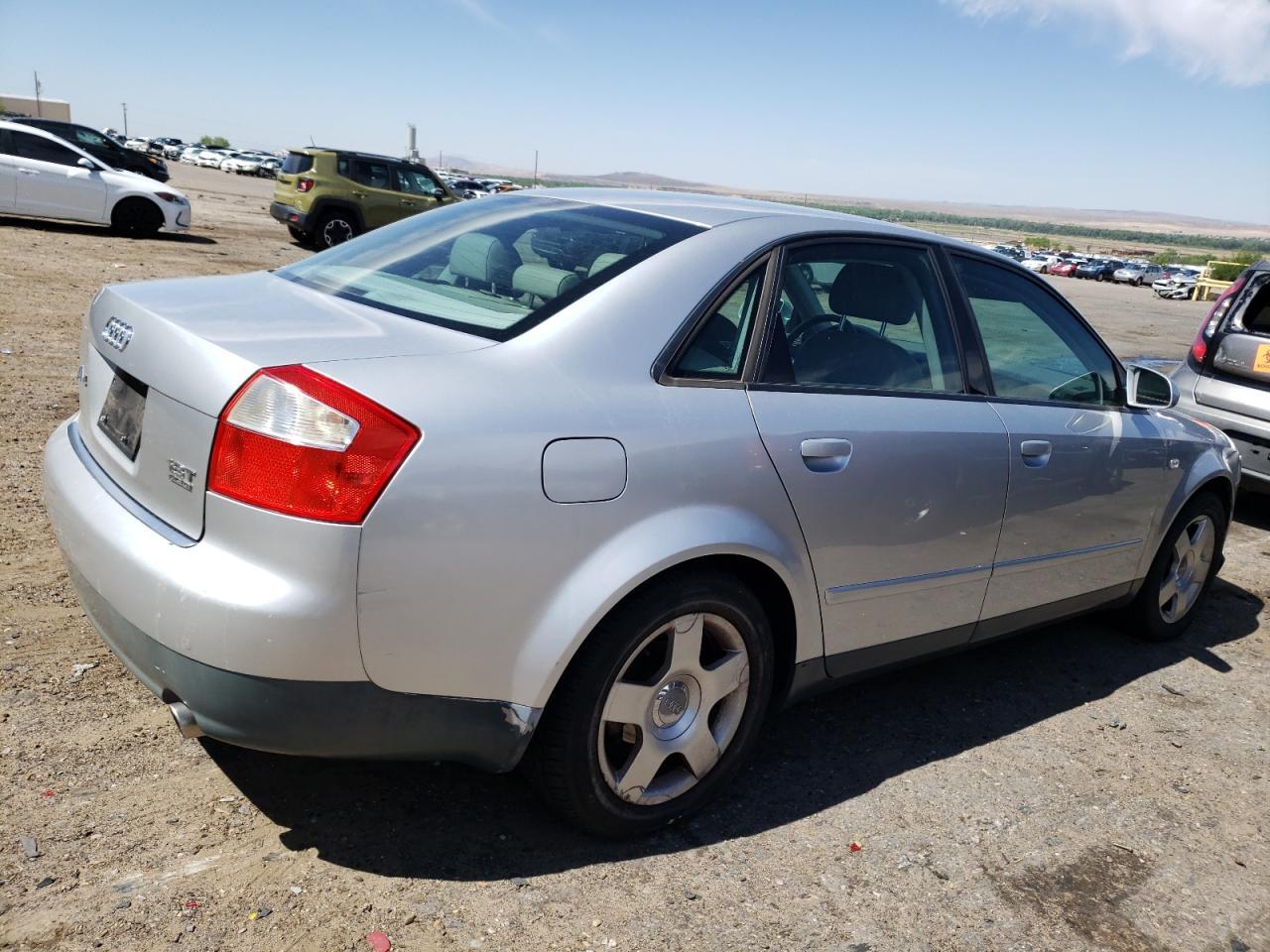 2002 Audi A4 1.8T Quattro - Фото 3