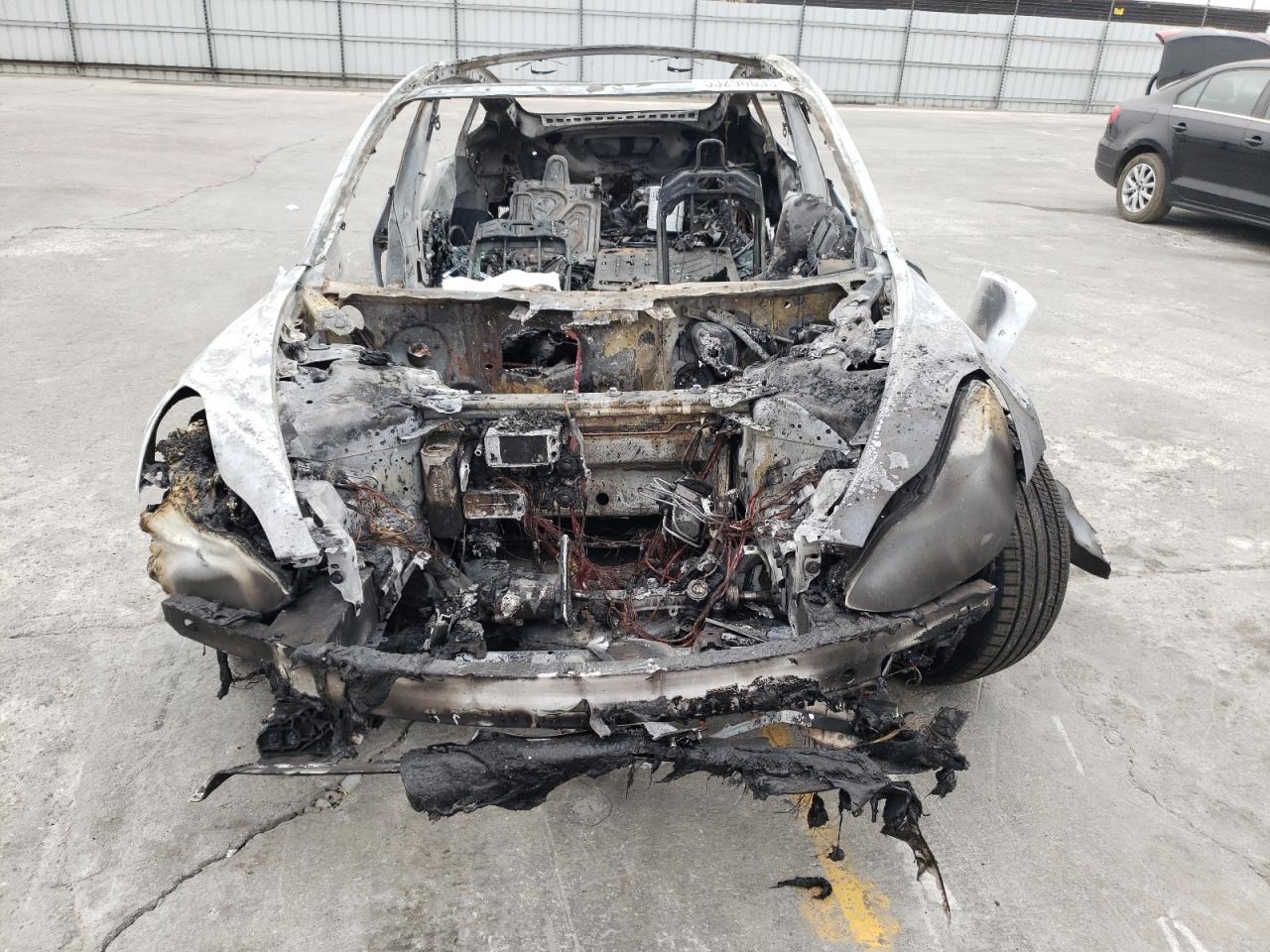 2022 Tesla Model 3 - Фото 5