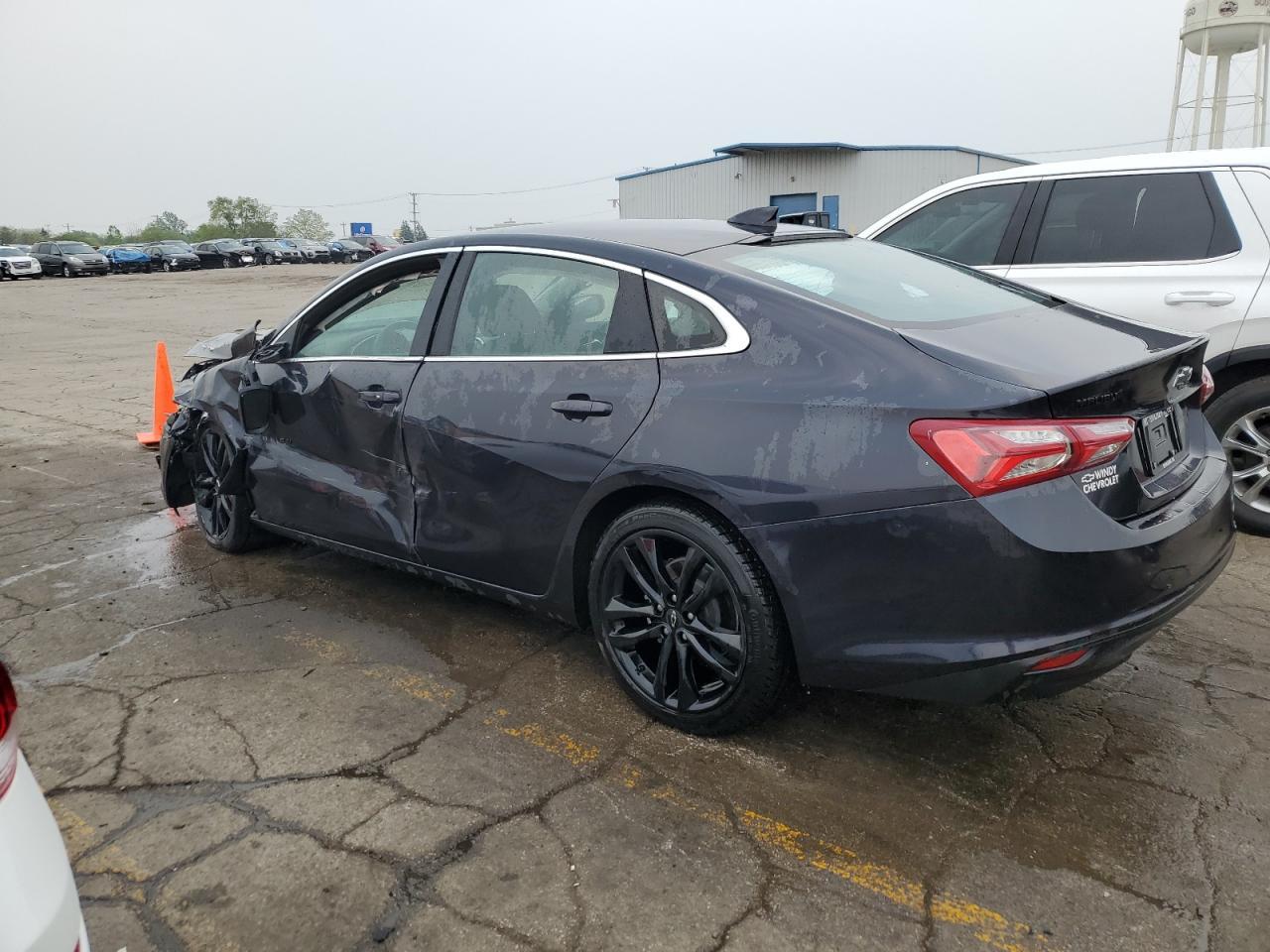 2022 Chevrolet Malibu Lt - Image 2
