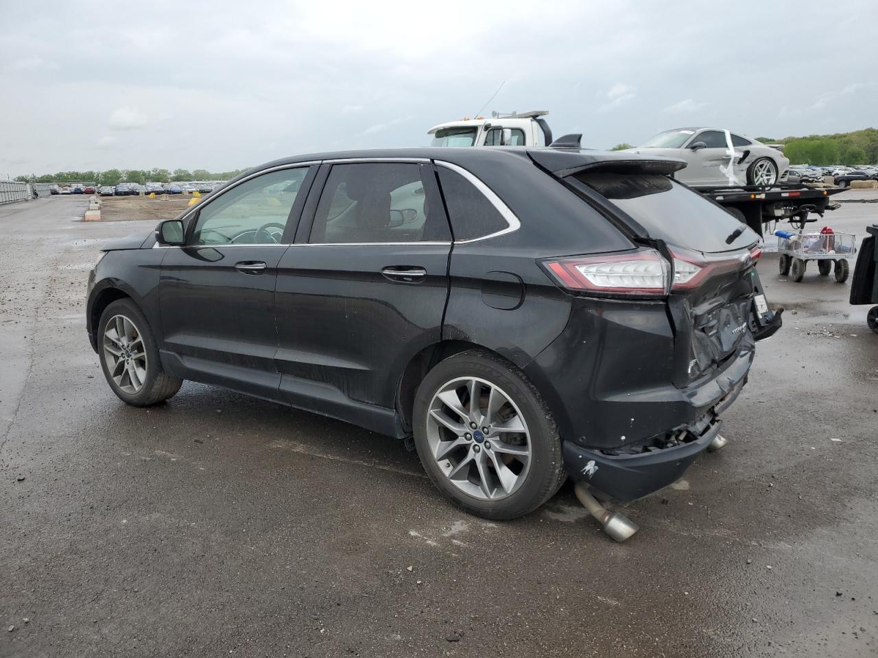 2015 Ford Edge Titanium - Фото 2