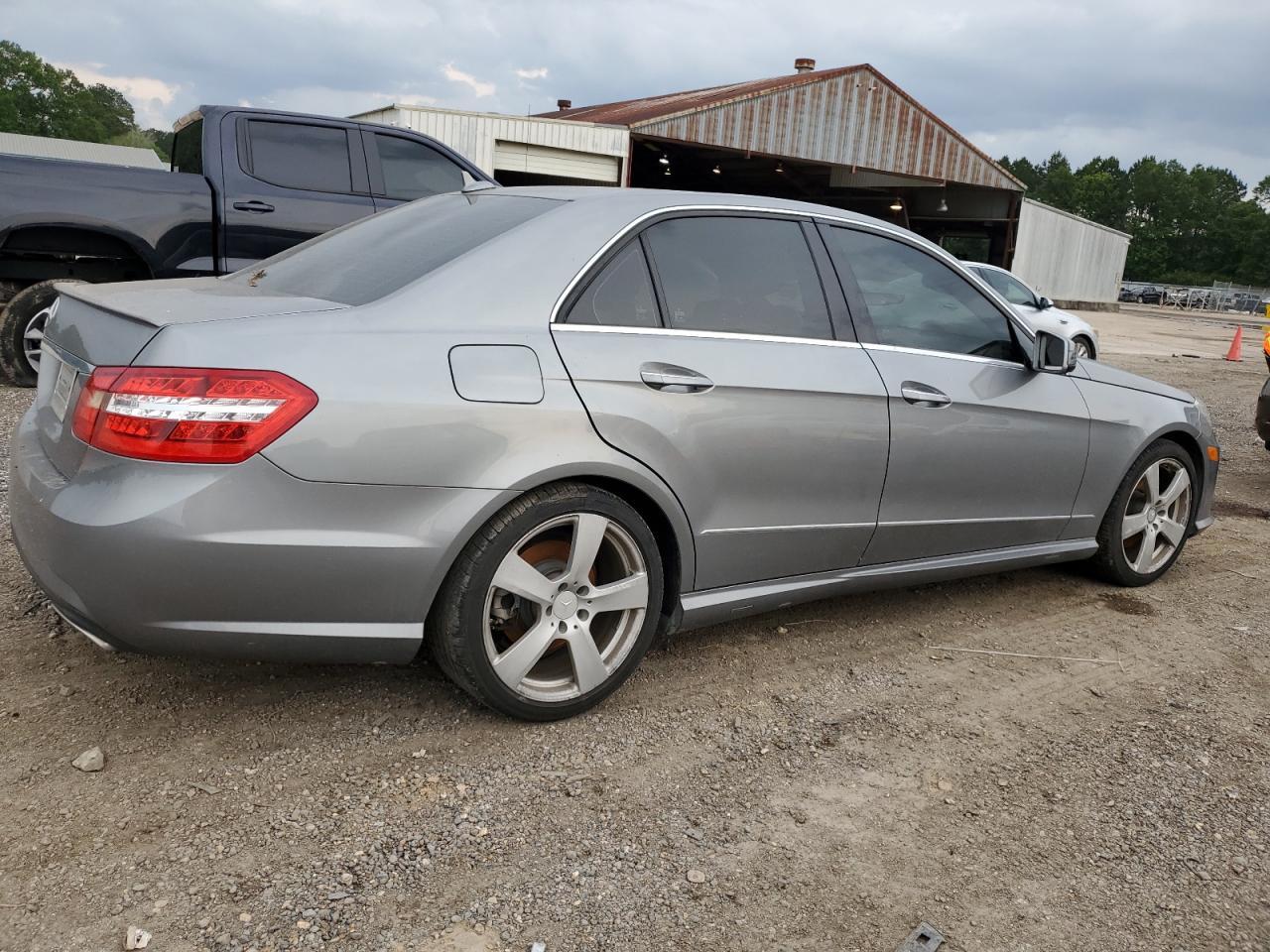 2010 Mercedes-Benz E 350 - Image 3