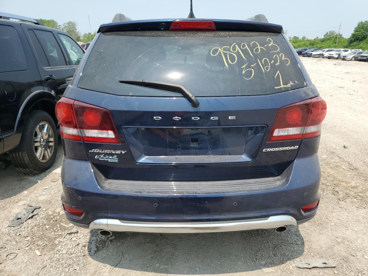 2018 Dodge Journey Crossroad - Фото 6