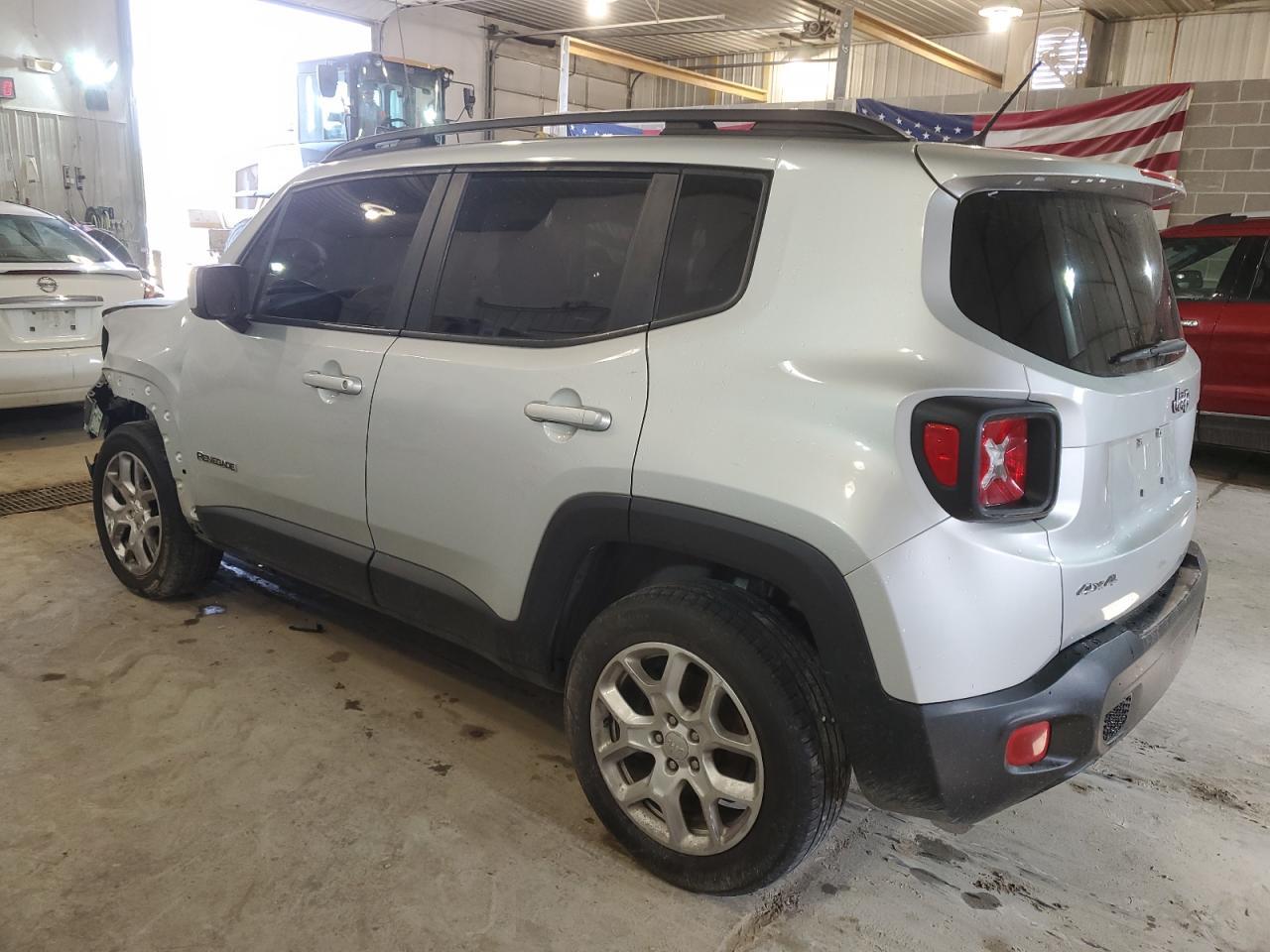 2017 Jeep Renegade Latitude - Фото 2