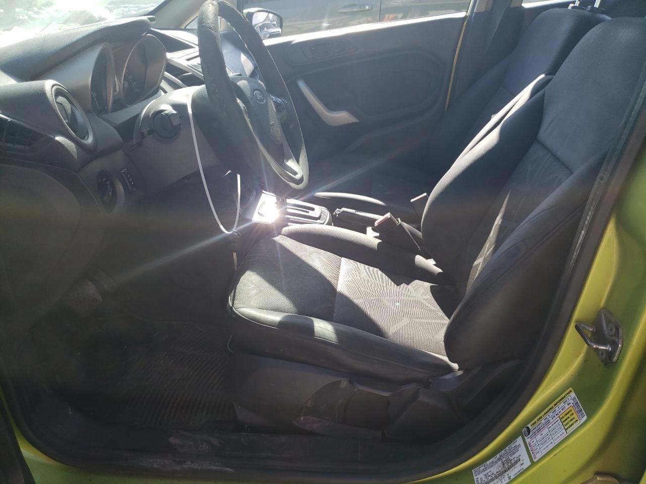 2013 Ford Fiesta Se - Фото 7
