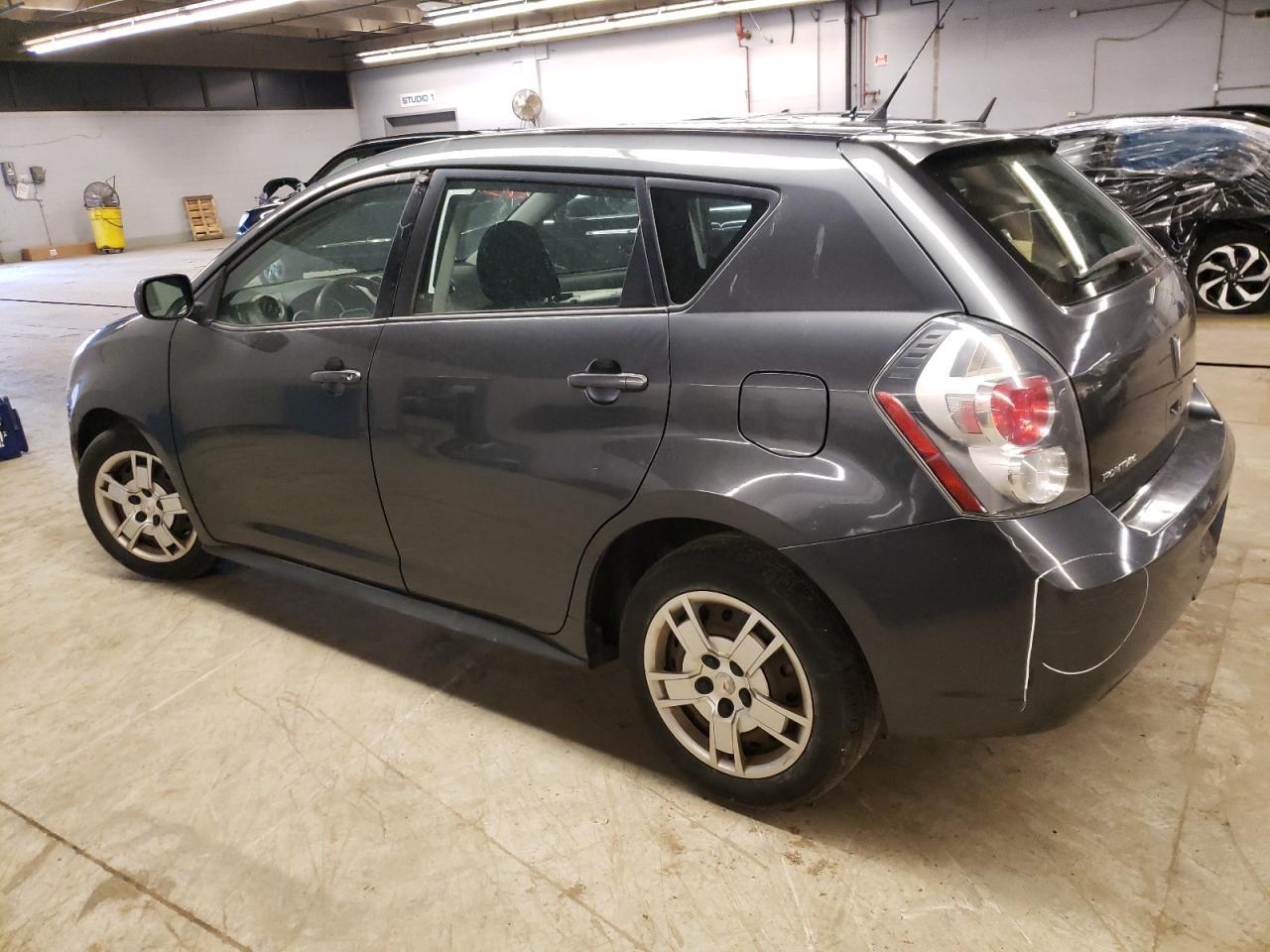 2009 Pontiac Vibe - Фото 2