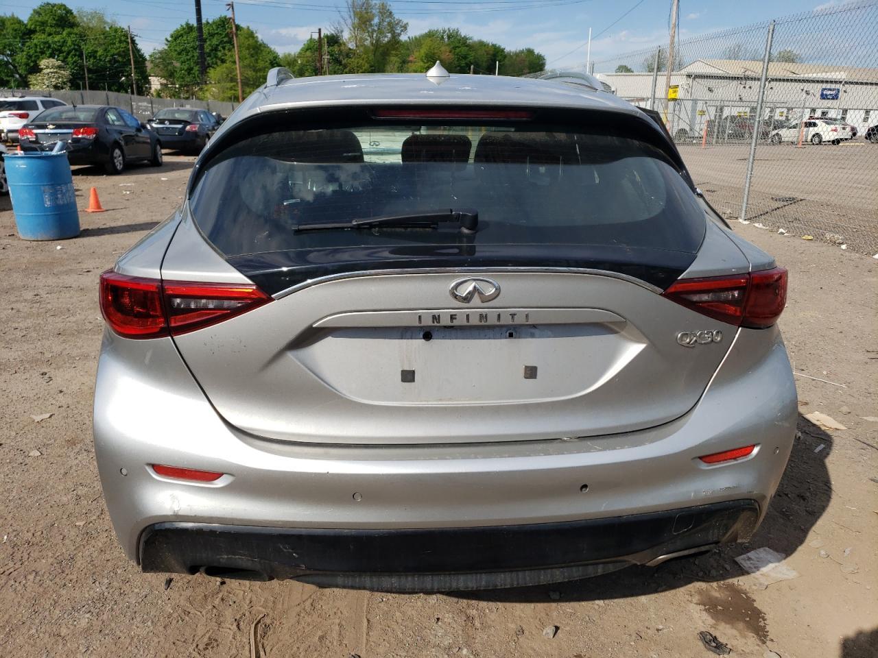 2017 Infiniti Qx30 - Фото 6