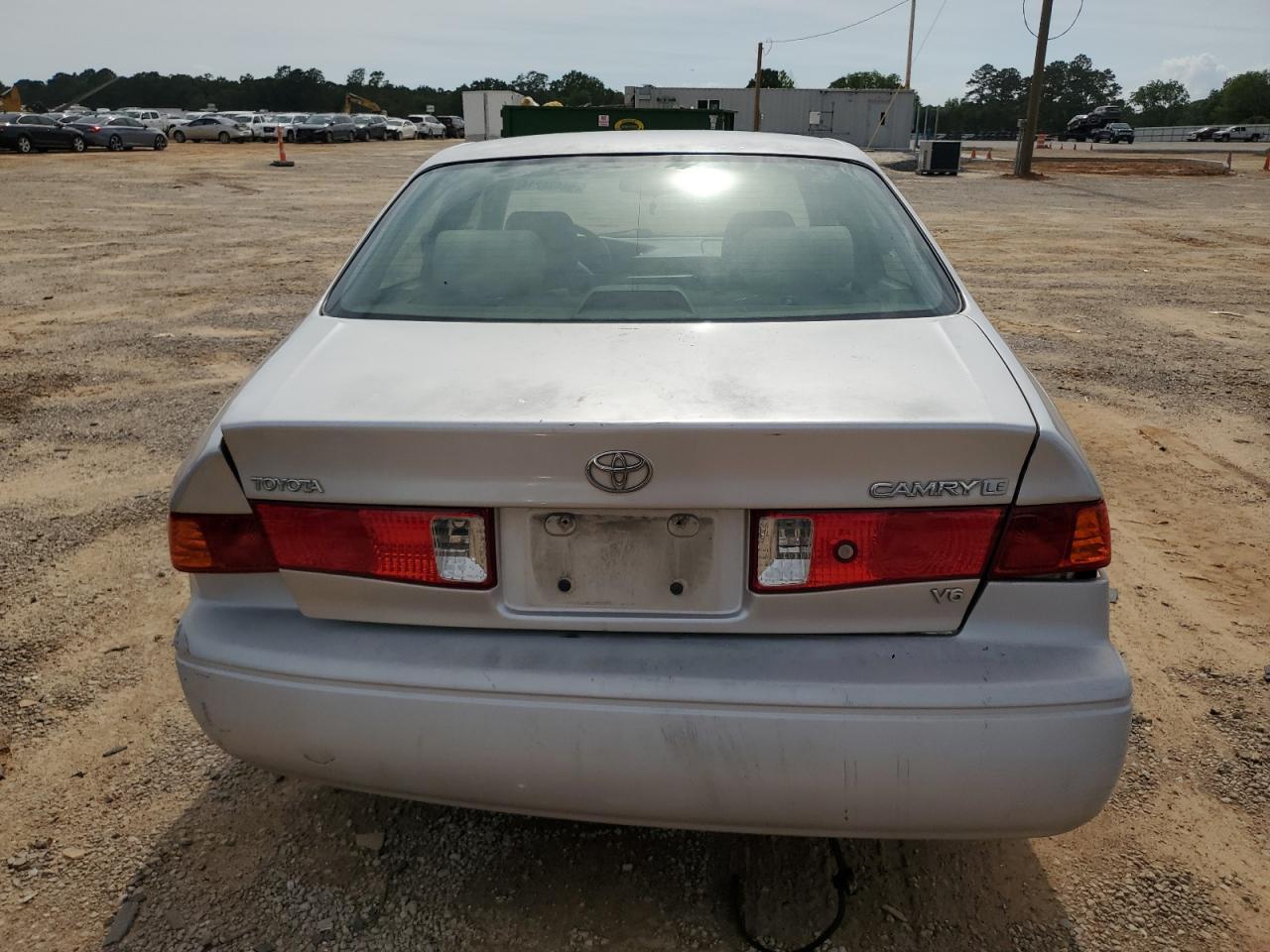 2000 Toyota Camry Le - Фото 6