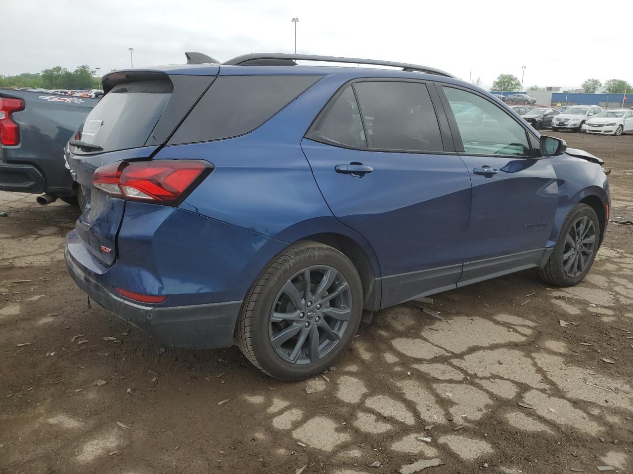 2022 Chevrolet Equinox Rs - Image 3