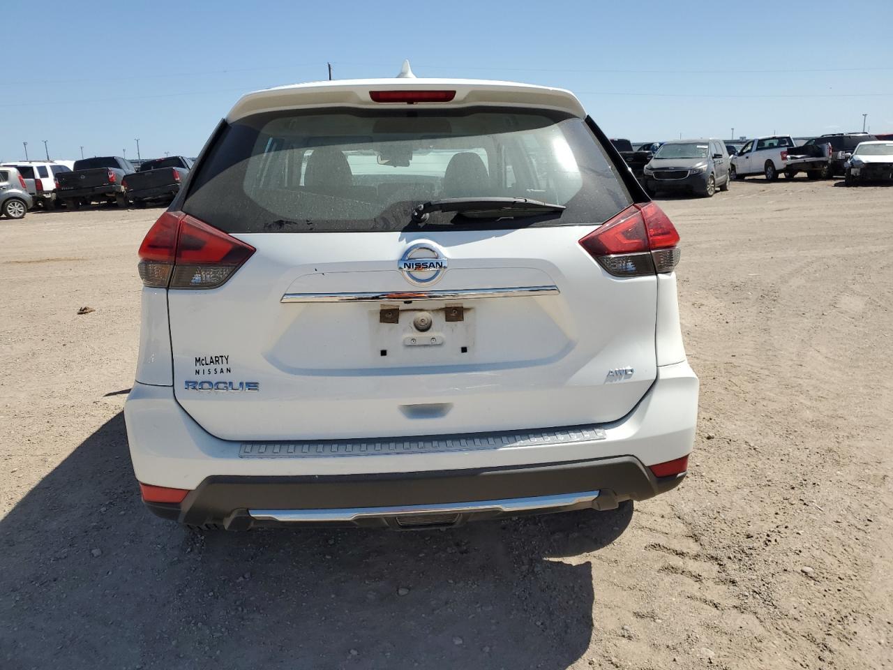 2017 Nissan Rogue S - Фото 6