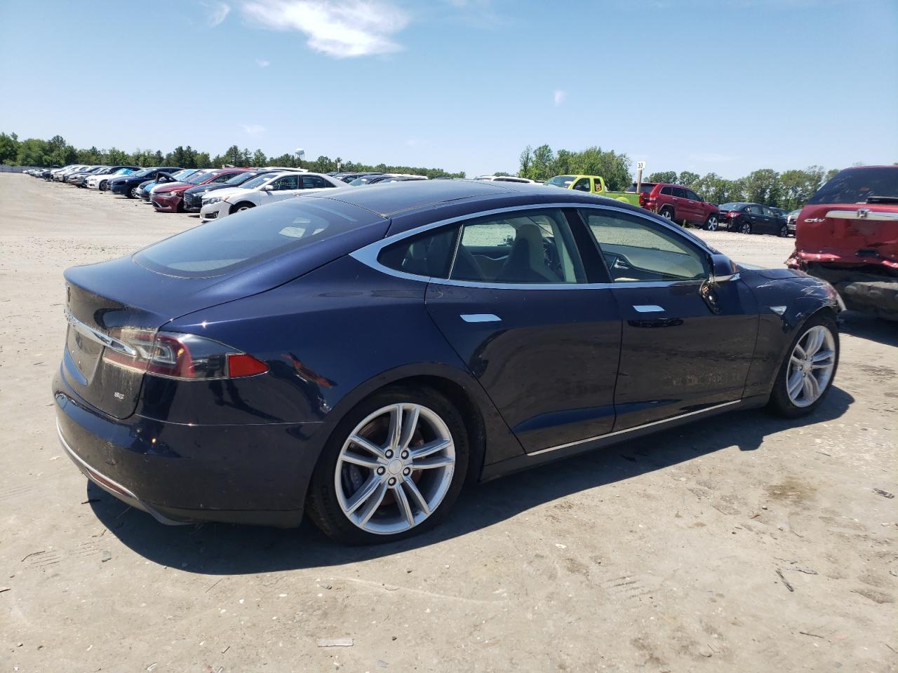 2014 Tesla Model S - Фото 3