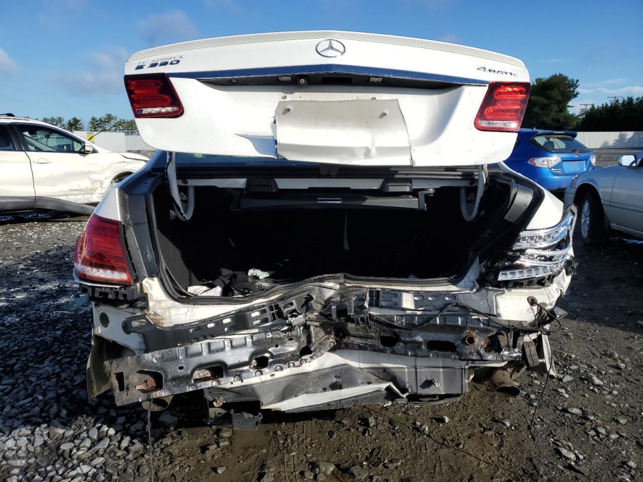 2016 Mercedes-Benz E 350 4Matic - Фото 6