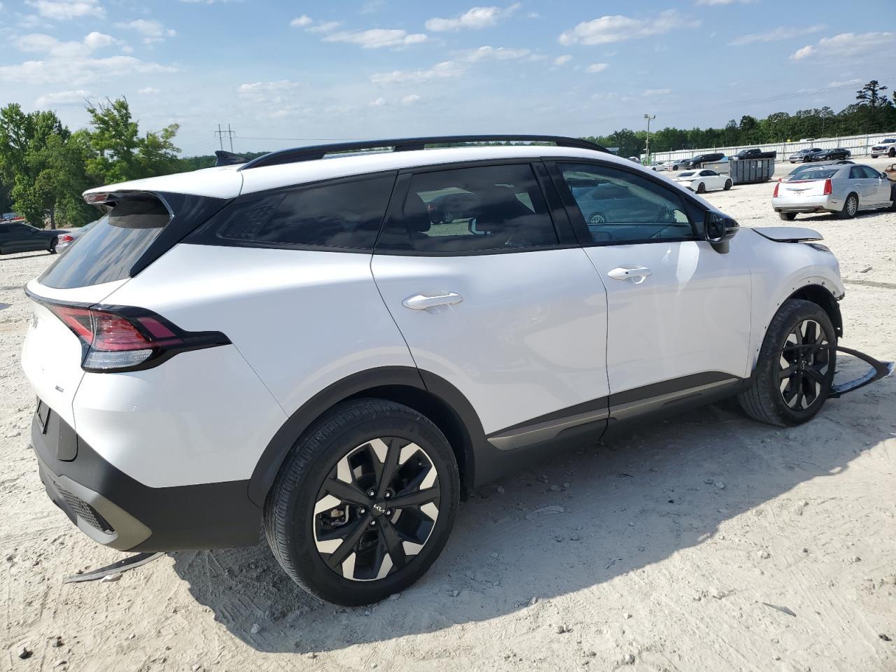 2023 Kia Sportage X Line - Image 3
