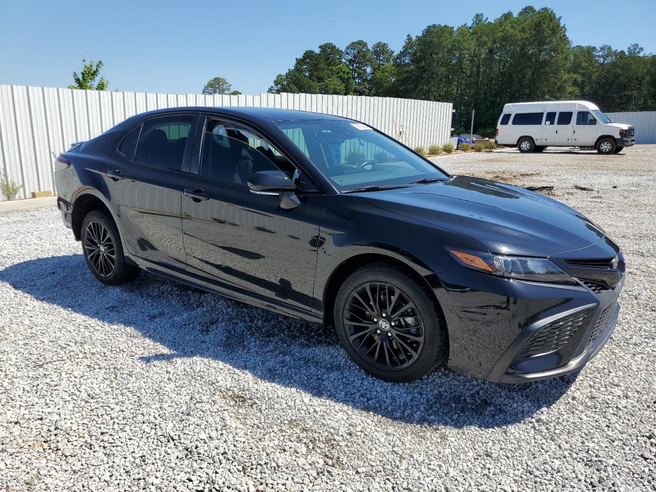 2021 Toyota Camry Se - Image 4