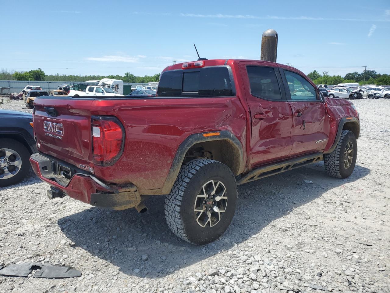 2024 GMC Canyon At4X - Фото 3