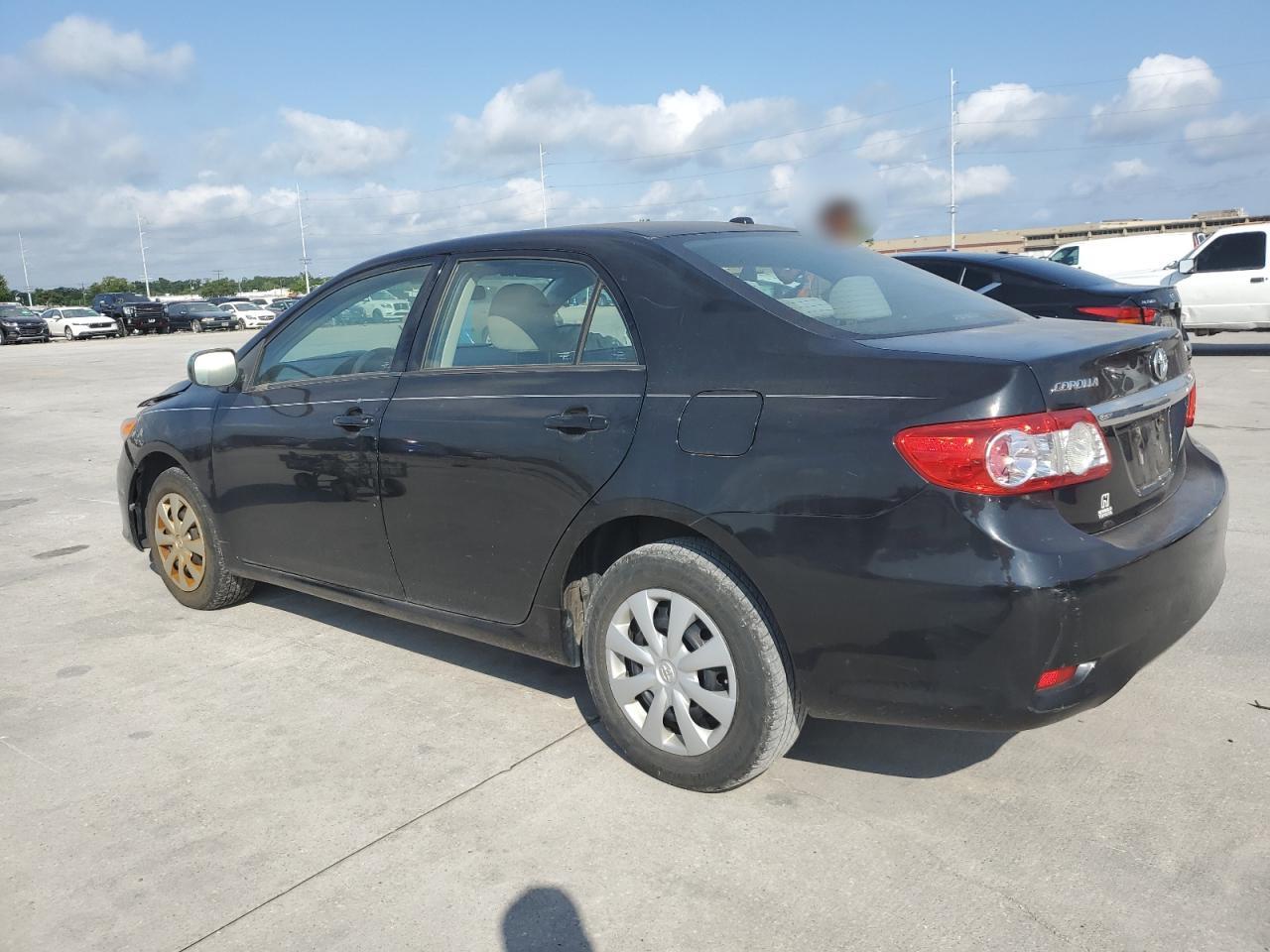 2011 Toyota Corolla Base - Фото 2