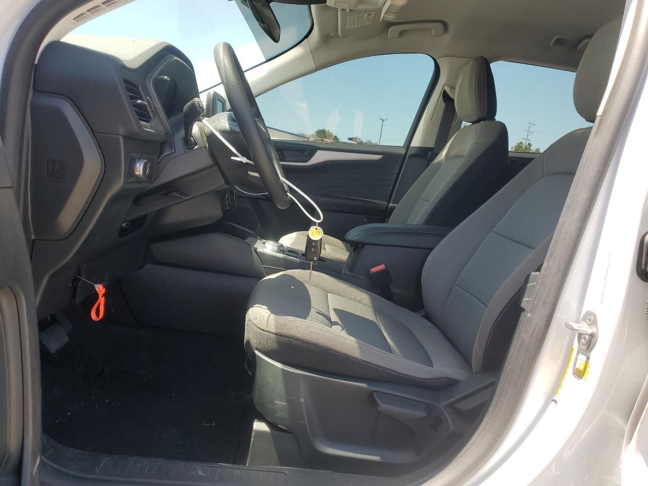 2022 Ford Escape S - Image 7