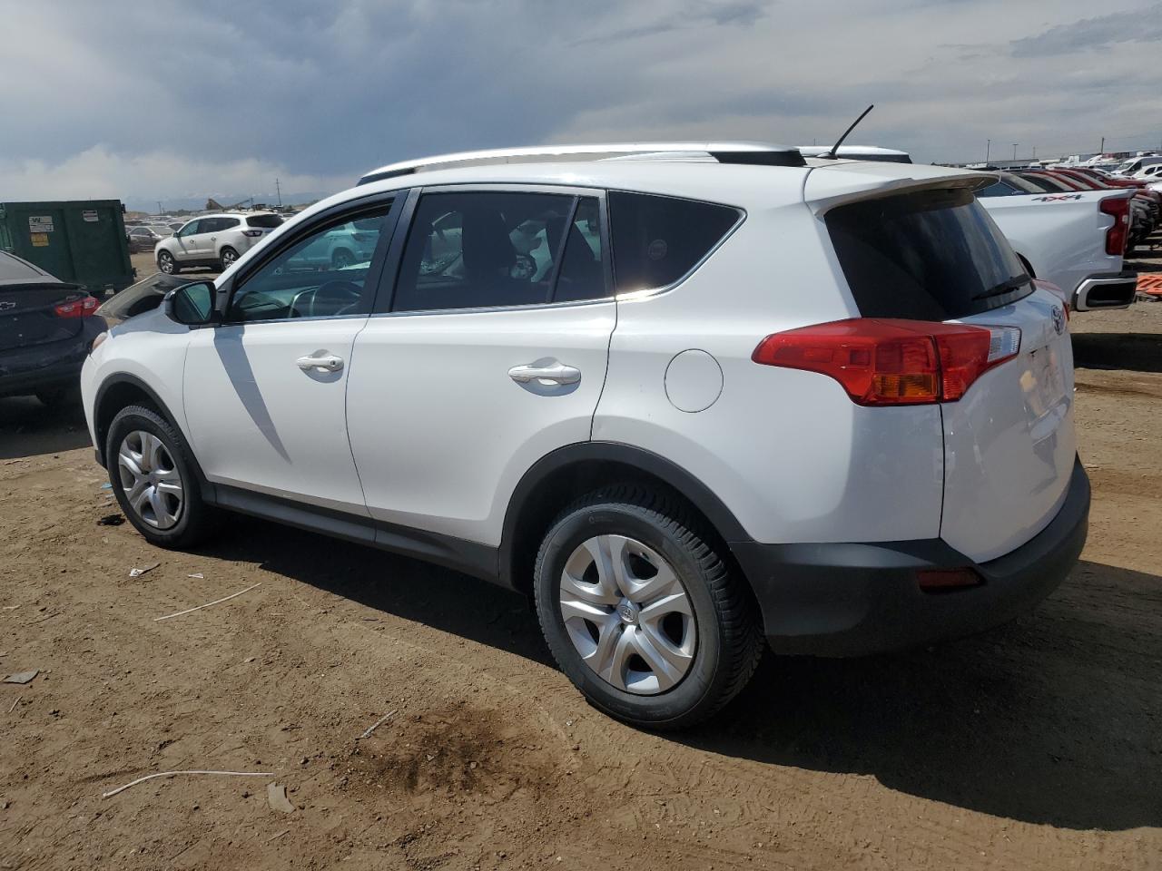 2015 Toyota Rav4 Le - Image 2