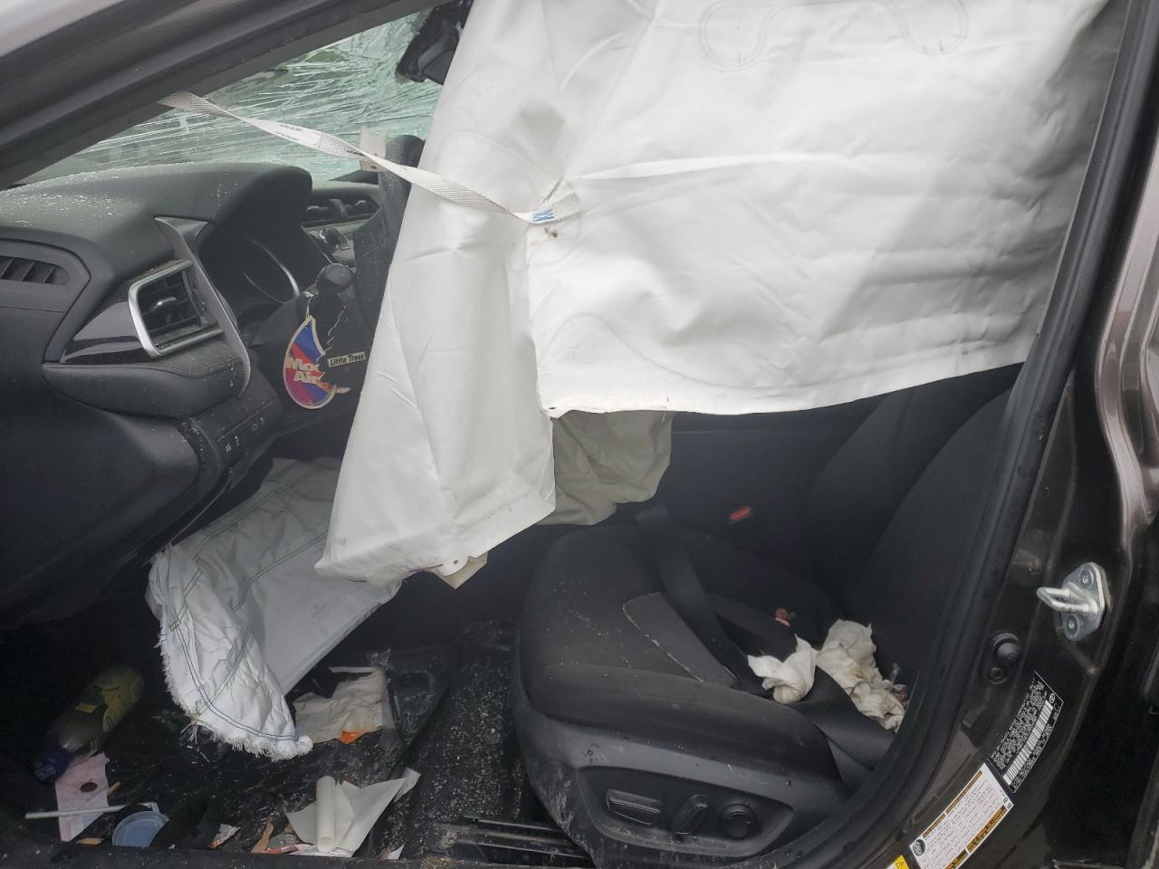 2018 Toyota Camry L - Image 7