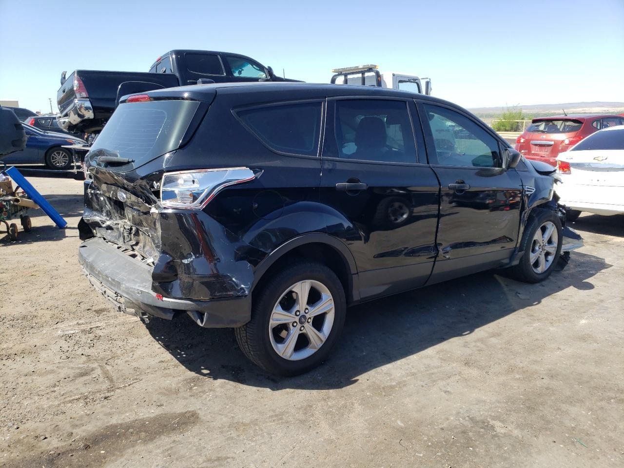 2016 Ford Escape S - Фото 3
