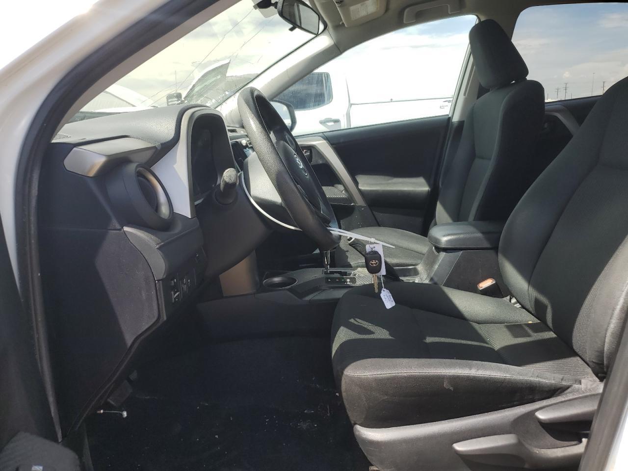 2015 Toyota Rav4 Le - Image 7