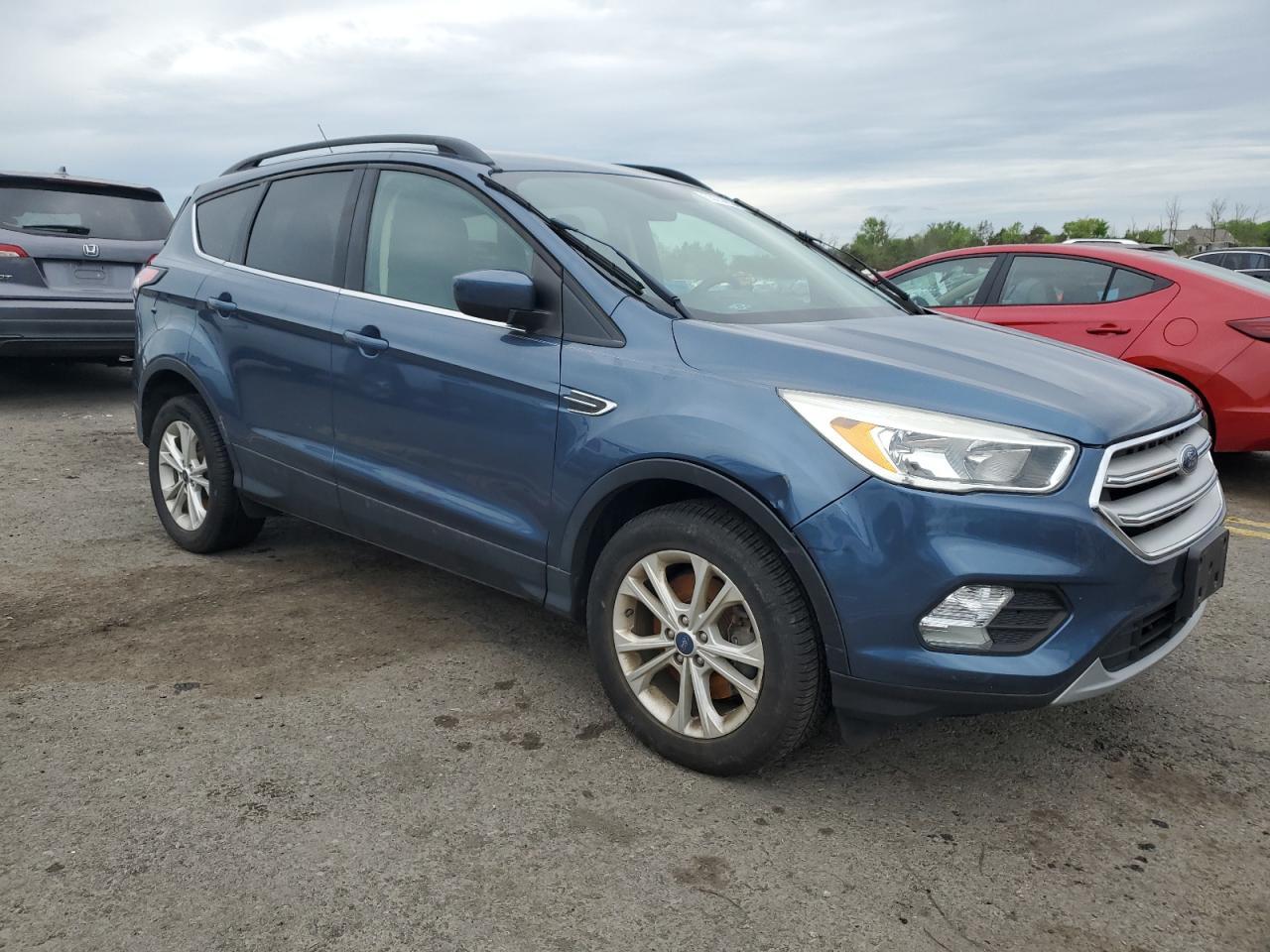 2018 Ford Escape Se - Фото 4