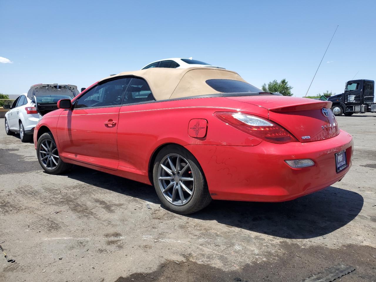 2008 Toyota Camry Solara Se - Image 2