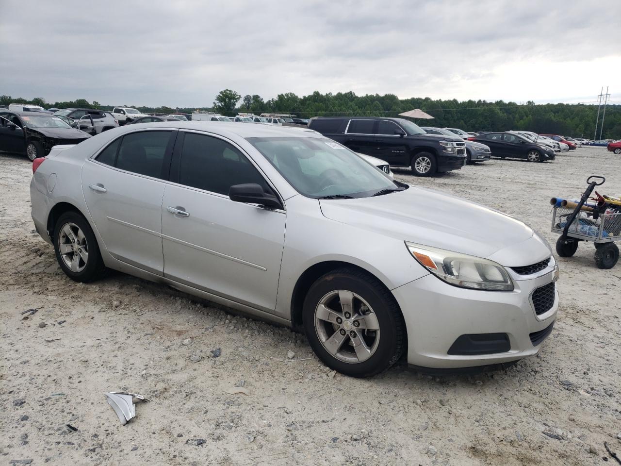 2015 Chevrolet Malibu Ls - Image 4