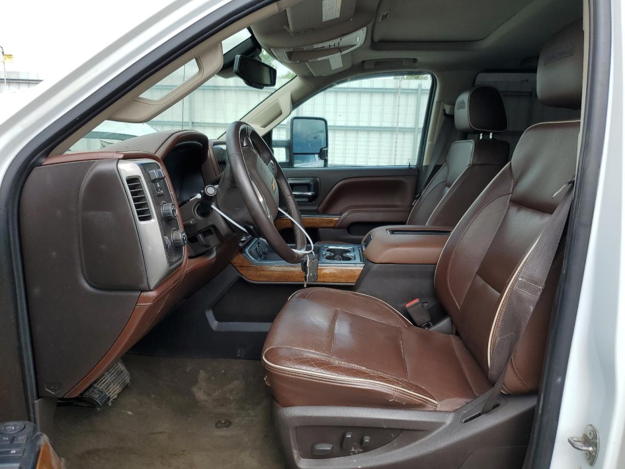 2016 Chevrolet Silverado K3500 High Country - Фото 7