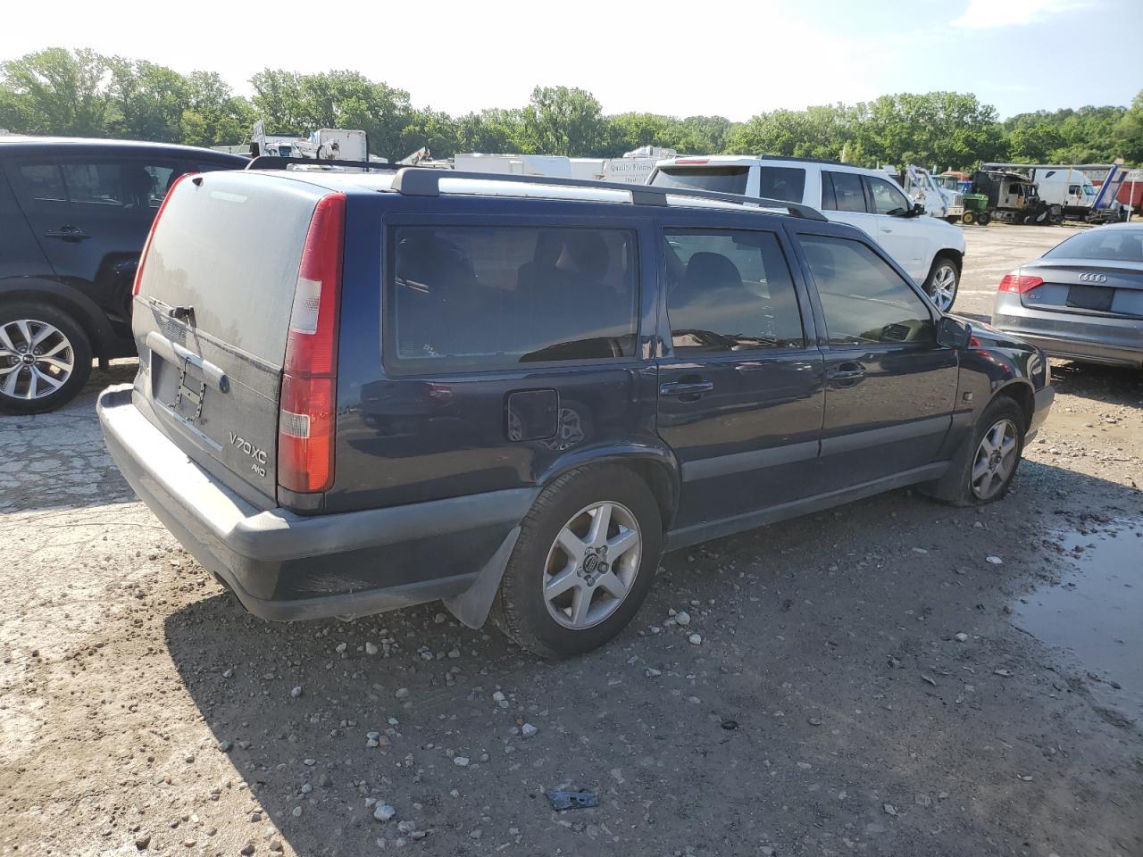 1999 Volvo V70 Xc - Фото 3