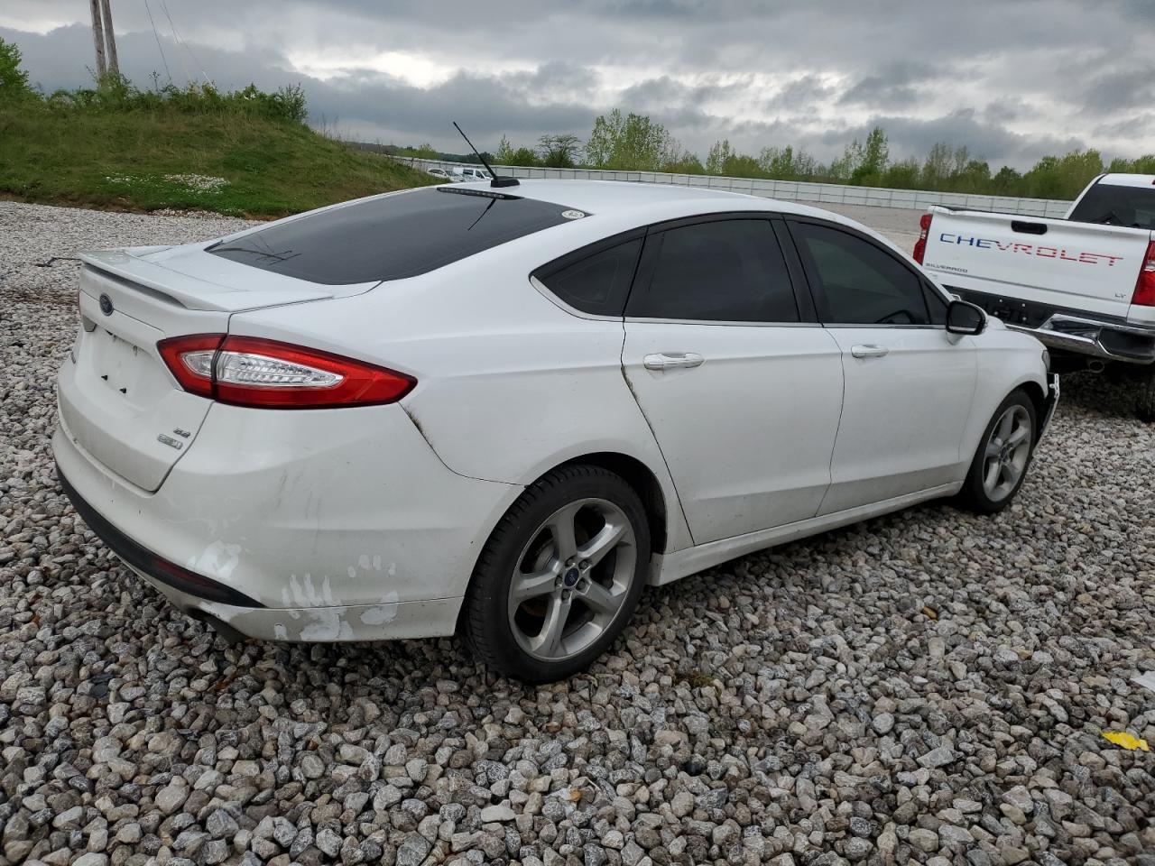 2016 Ford Fusion Se - Image 3