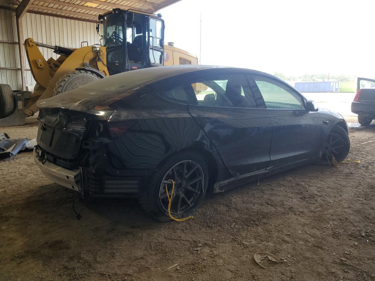 2021 Tesla Model 3 - Фото 3