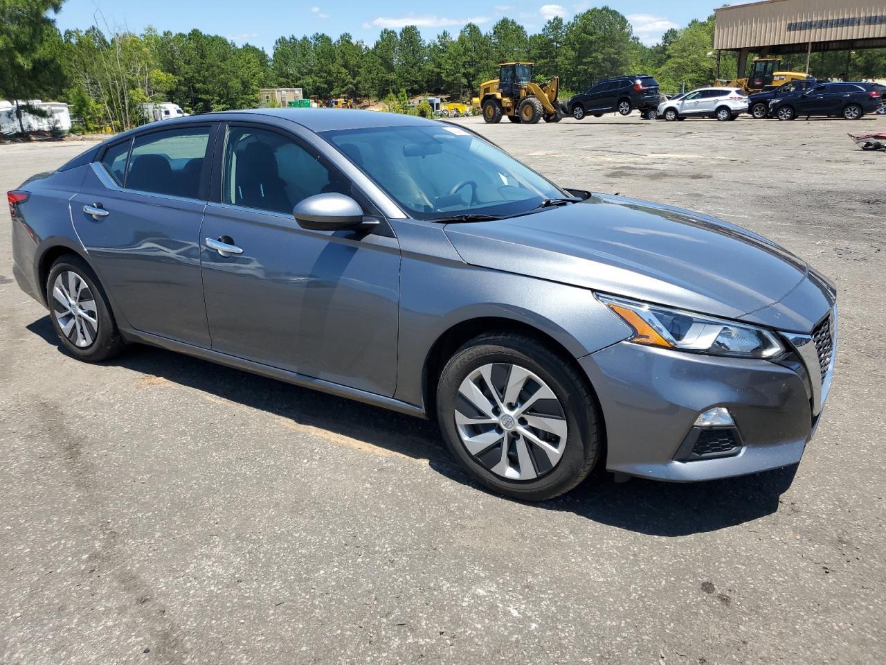 2020 Nissan Altima S - Фото 4